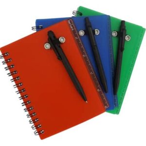 Bloco de anotações com capa plástica