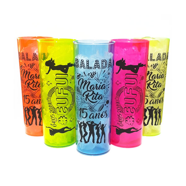 Copos personalizados para festa